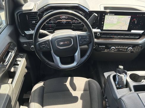Used 2025 GMC Sierra 2500 SLE w/ SLE Value Package; AWD/4WD image 29