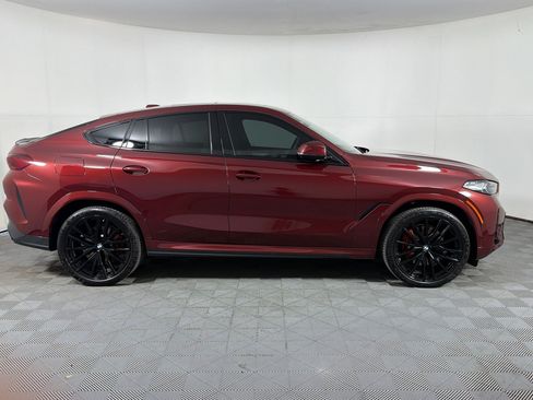 Used 2024 BMW X6 xDrive40i w/ M Sport Professional Package AWD/4WD image 8