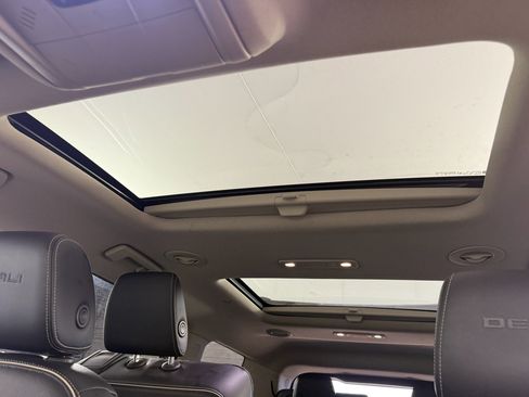 Used 2019 GMC Acadia Denali w/ Technology Package image 23