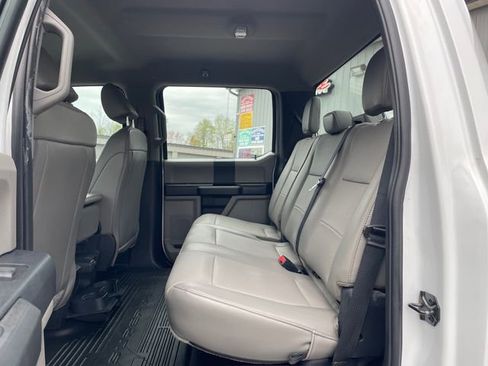 Used 2022 Ford F250 XL w/ Power Equipment Group AWD/4WD image 12