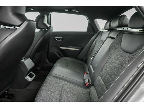 Used 2025 Kia K4 GT-Line image 26