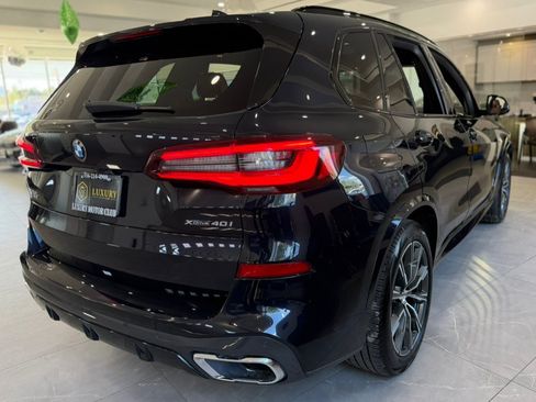 Used 2021 BMW X5 xDrive40i w/ M Sport Package AWD/4WD image 8