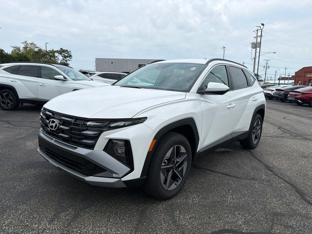 New 2026 Hyundai Tucson SEL Plus AWD/4WD image 3