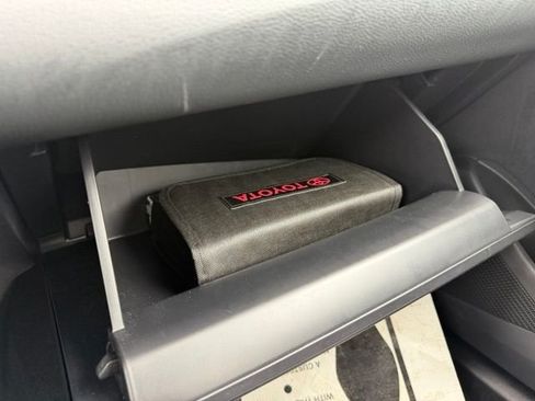 Used 2025 Toyota Corolla LE FWD image 19