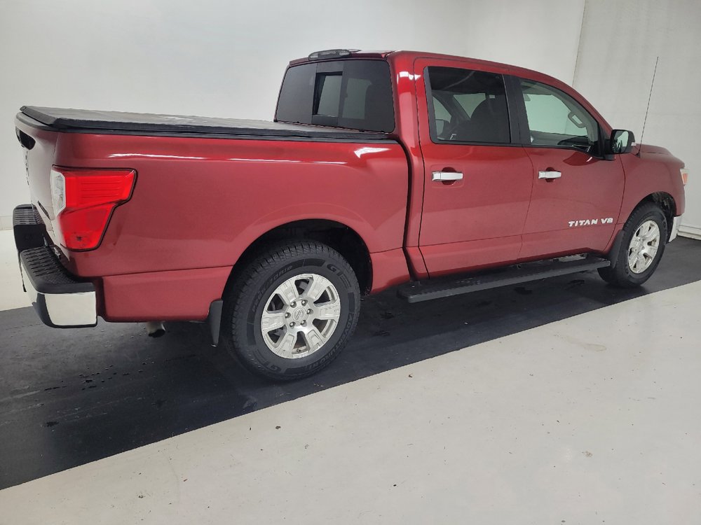 Used 2018 Nissan Titan SV RWD image 10