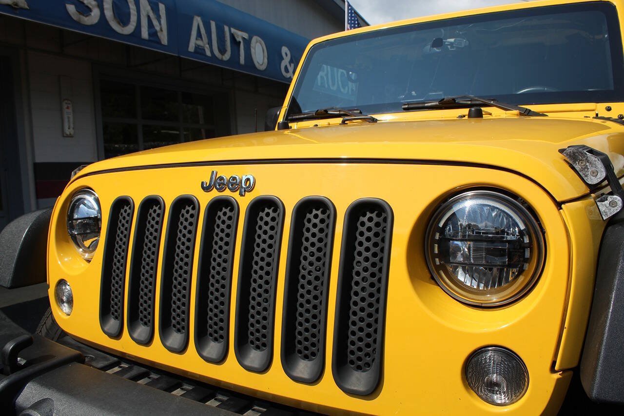 Used 2015 Jeep Wrangler Unlimited Sport w/ Quick Order Package 24S AWD/4WD image 23