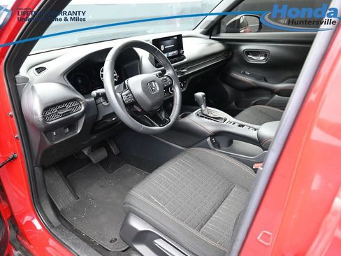 Used 2024 Honda HR-V Sport image 13