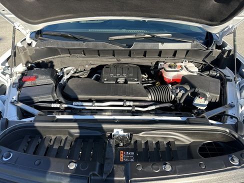 Used 2025 Chevrolet Silverado 1500 Custom image 31