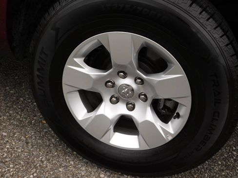 Used 2021 RAM 1500 Big Horn w/ Trailer Tow Group AWD/4WD image 9
