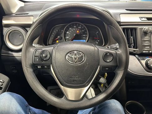 Used 2014 Toyota RAV4 XLE AWD/4WD image 10