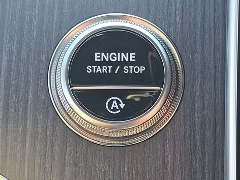 New 2026 Mercedes-Benz GLC 300 4MATIC image 37