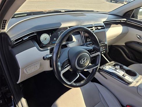 Used 2024 Hyundai Tucson Limited image 9