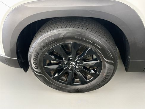 Used 2025 MAZDA CX-50 AWD 2.5 S w/ Premium Package image 11