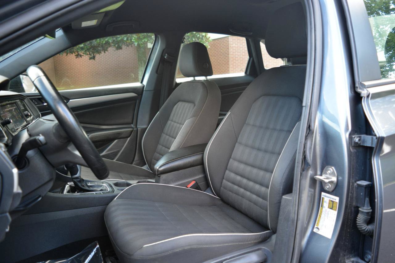 Used 2023 Volkswagen Jetta Sport FWD image 10