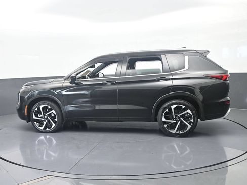 Used 2022 Mitsubishi Outlander SEL FWD image 3
