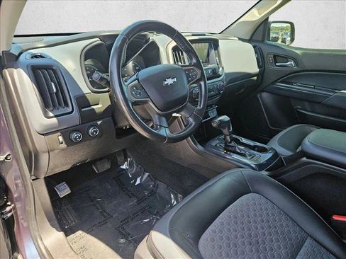 Used 2018 Chevrolet Colorado Z71 w/ Centennial Edition AWD/4WD image 10