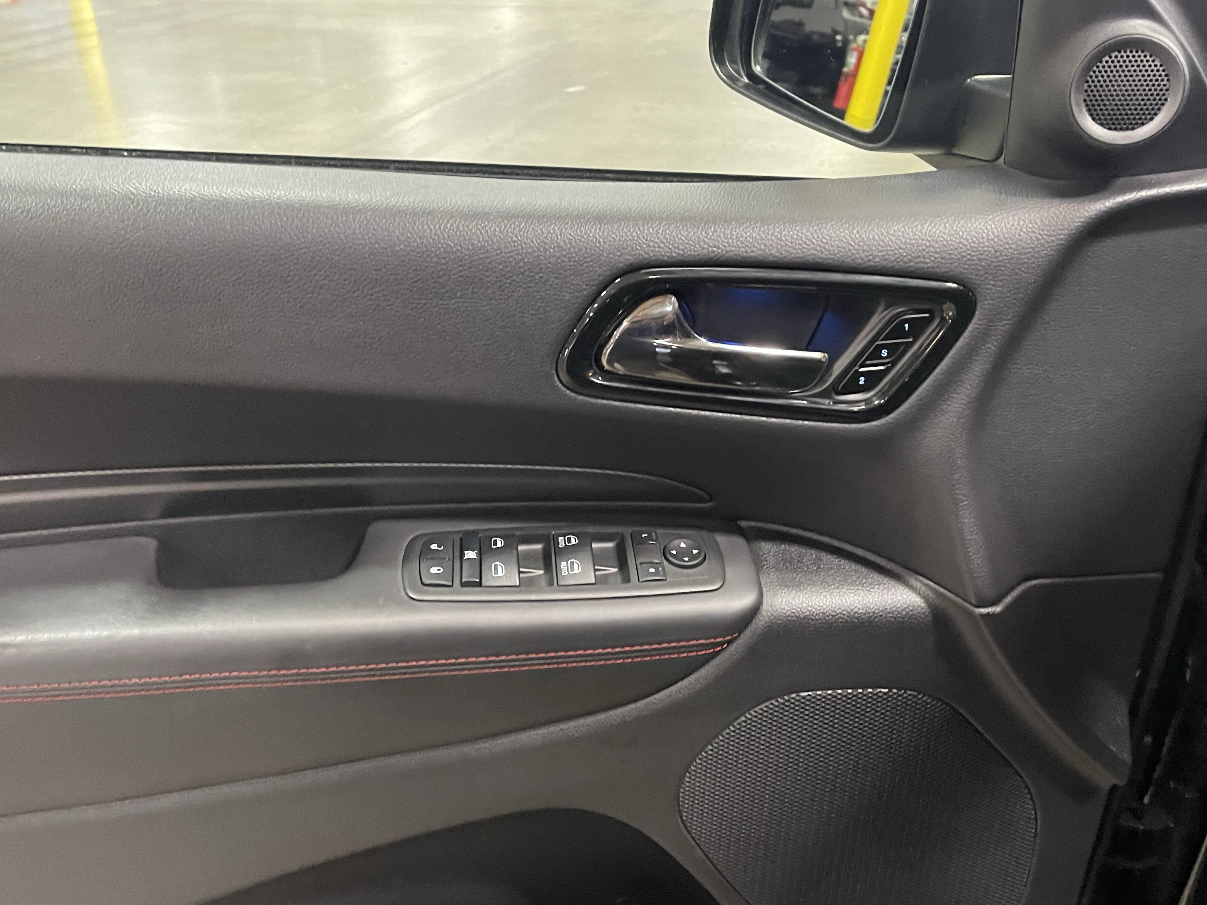 Used 2025 Dodge Durango R/T AWD/4WD image 18