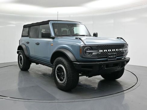 Certified 2021 Ford Bronco Badlands w/ Sasquatch Package image 57