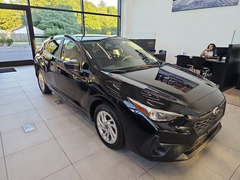 Used 2024 Subaru Impreza 2.0i AWD/4WD image 3