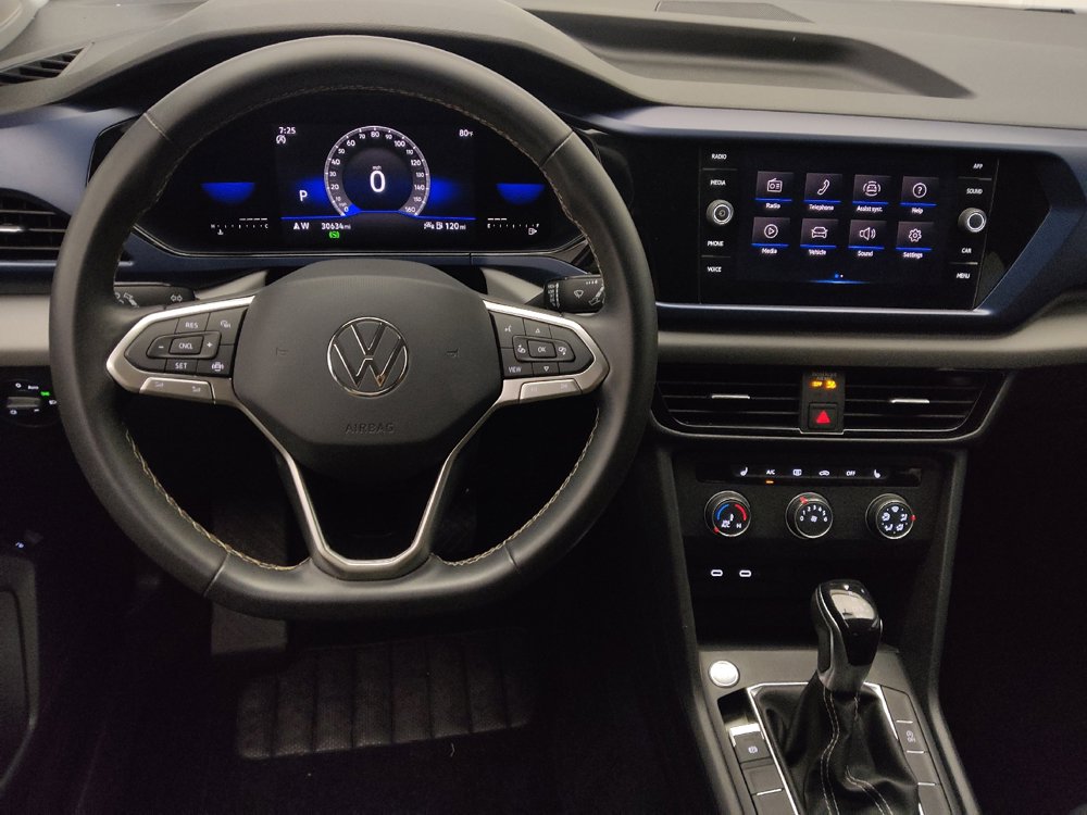 Used 2022 Volkswagen Taos SE FWD image 22