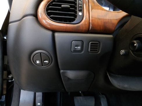 Used 2001 Jaguar XK8 Convertible RWD image 75