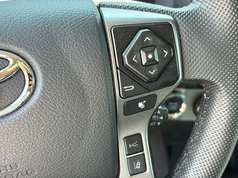 Used 2023 Toyota Tacoma SR5 AWD/4WD image 15