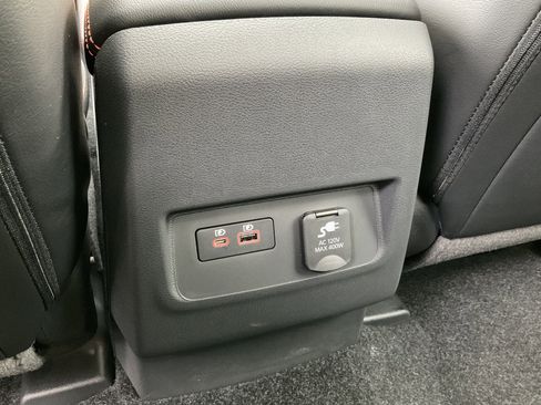 Used 2026 Nissan Frontier PRO-4X w/ Tow Package AWD/4WD image 35