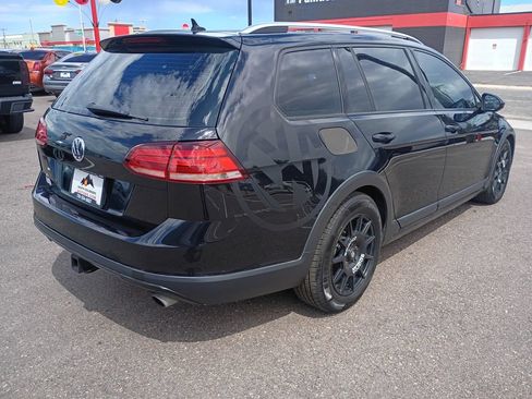 Used 2019 Volkswagen Golf Alltrack S AWD/4WD image 7