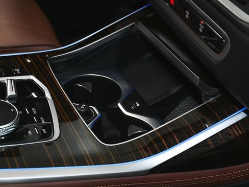 Used 2026 BMW X7 xDrive40i image 86