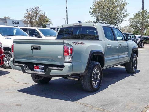 Used 2023 Toyota Tacoma TRD Off-Road w/ Technology Package RWD image 4