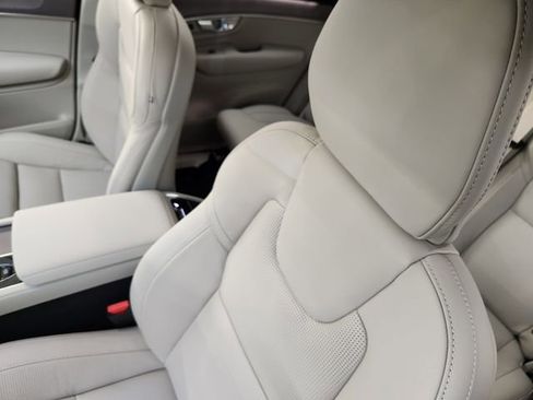 New 2026 Volvo XC90 T8 Ultra w/ Protection Package Premier AWD/4WD image 15