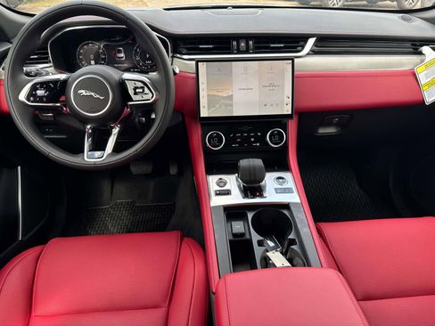 New 2026 Jaguar F-PACE R-Dynamic S image 9