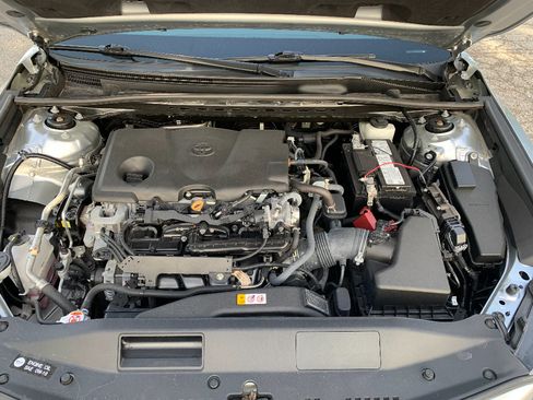 Used 2024 Toyota Camry SE FWD image 31