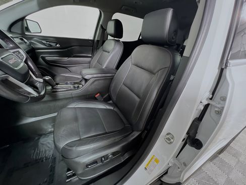 Used 2019 GMC Acadia SLT image 15