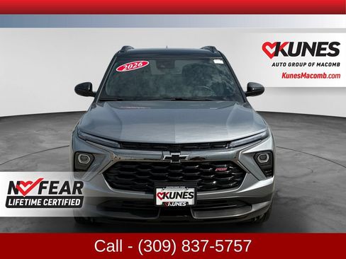 Used 2026 Chevrolet TrailBlazer RS w/ Convenience Package AWD/4WD image 2