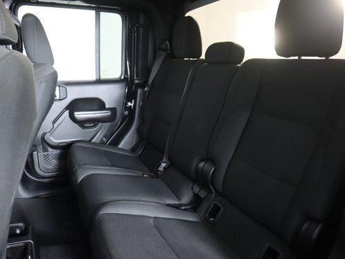 Used 2020 Jeep Gladiator Sport w/ Quick Order Package 24S image 29