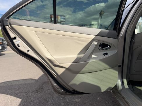 Used 2007 Toyota Camry CE FWD image 13