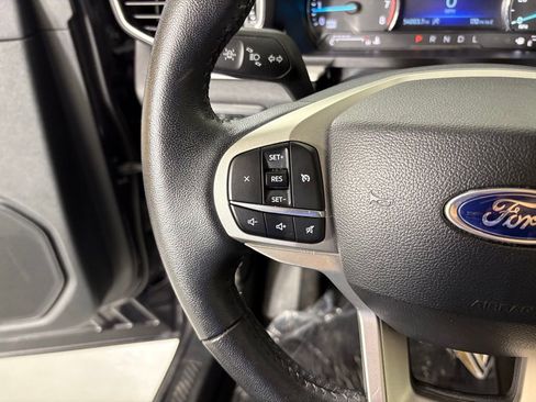 Used 2024 Ford Explorer XLT w/ Equipment Group 202A image 20