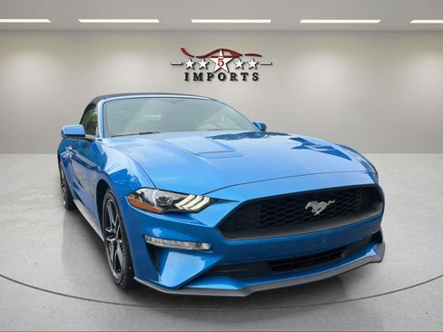 Used 2019 Ford Mustang Premium RWD image 7