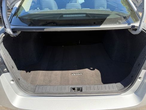 Used 2025 Nissan Versa SV image 27