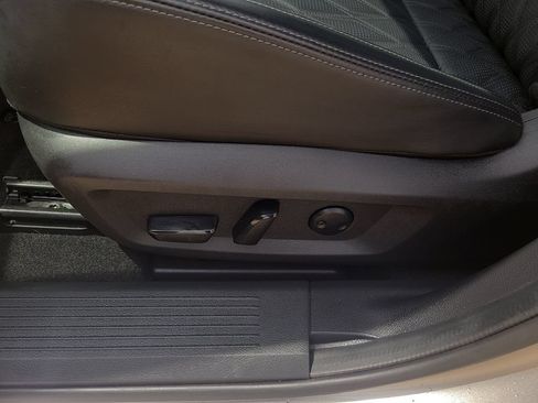 Certified 2023 Nissan Rogue Platinum FWD image 21