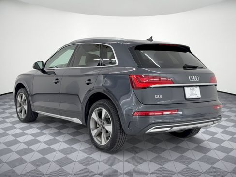 Used 2023 Audi Q5 2.0T Premium Plus w/ Premium Plus Package AWD/4WD image 3