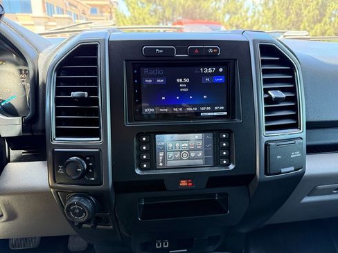 Used 2018 Ford F150 XLT w/ Equipment Group 302A Luxury image 32