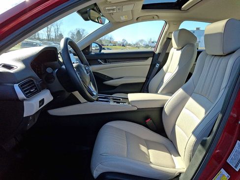 Used 2021 Honda Accord EX-L image 13