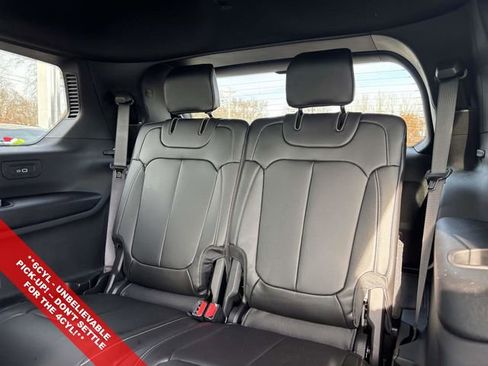 New 2025 Jeep Grand Cherokee L Limited w/ Black Appearance Package image 6