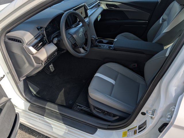 Used 2026 Toyota Camry SE FWD image 9