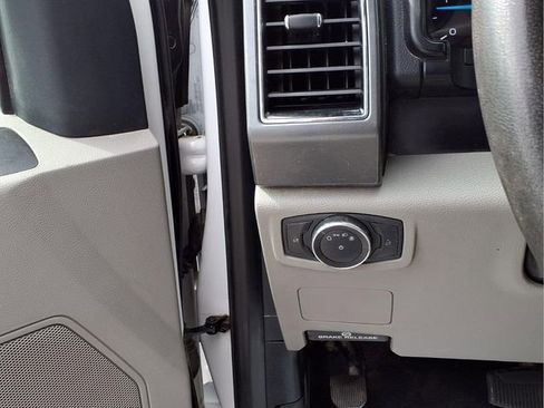 Used 2021 Ford F450 XLT AWD/4WD image 13