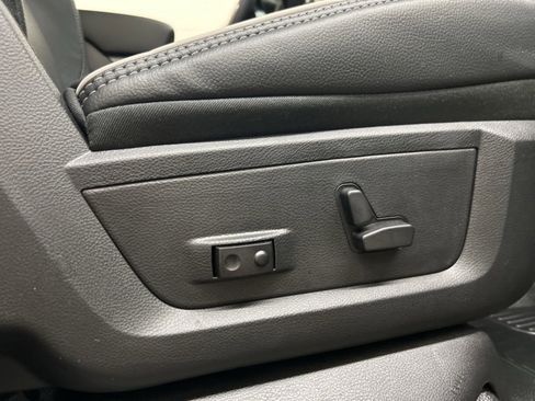 New 2026 RAM 4500 Tradesman image 25