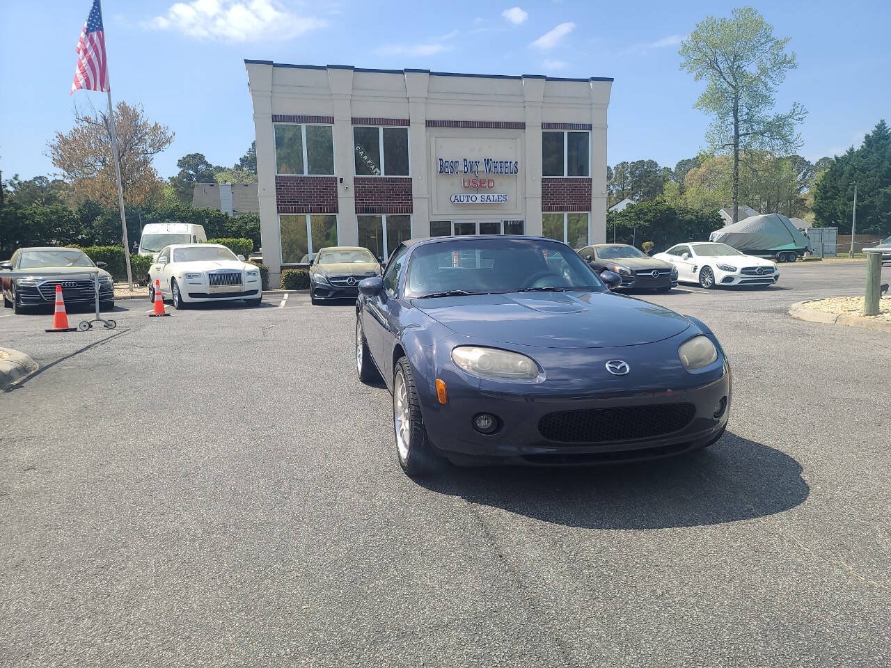 Used 2006 MAZDA MX-5 Miata Touring RWD image 1