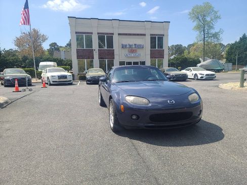 Used 2006 MAZDA MX-5 Miata Touring RWD image 1
